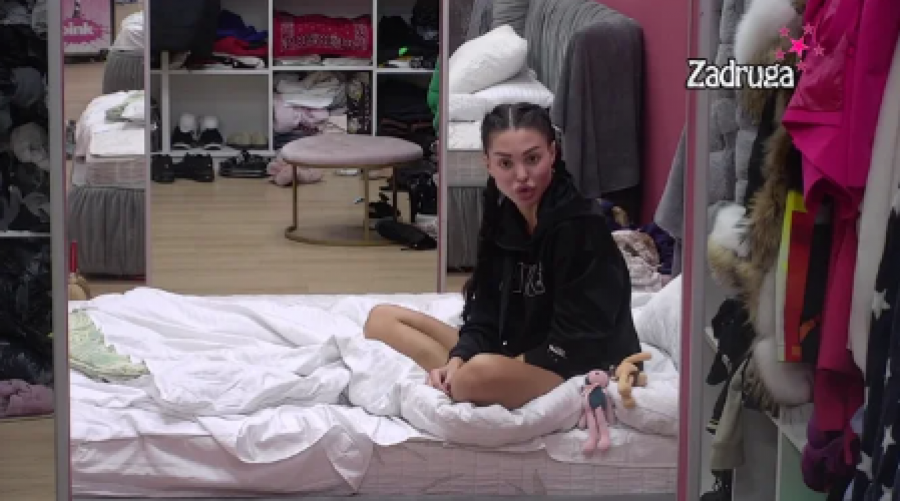 MAJA SE NE SMIRUJE Marinkovićeva čeka da ode obezbeđenje da napadne Bilala, sve vreme mu pominje Cara i Janjuša