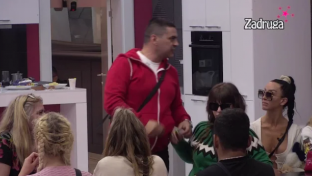 DRAMA Bebica žestoko uzvratio Ivanu Marinkoviću