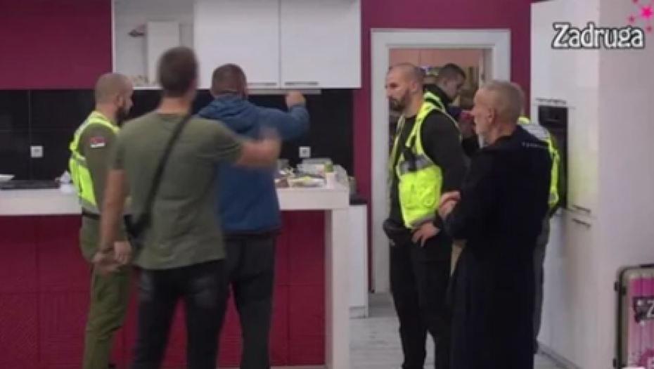 HAOS NA IMANJU Miljan se zaleteo na Brendona, jedva ga zadržali, pljušte psovke