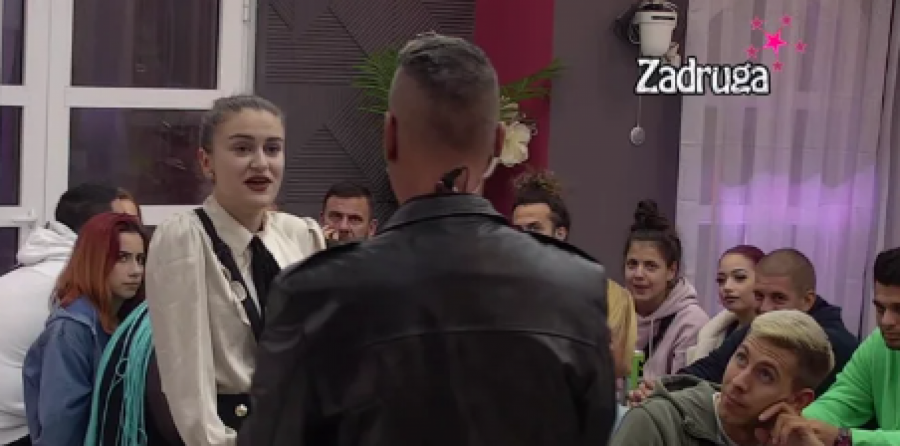 AFERA TRUDNOĆA POKRENUTA Kristina Ina napadnuta sa svih strana što je ćutala sedam dana i ništa nije rekla Zoli