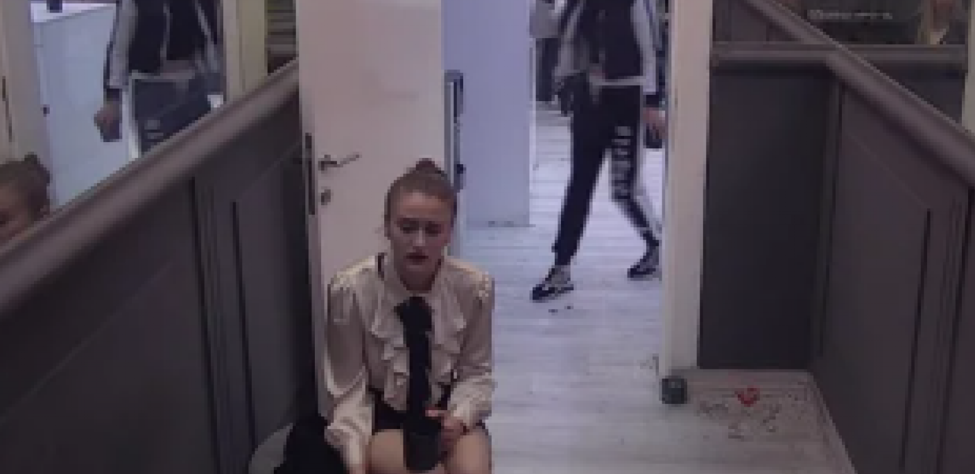 NE ŽELIM DA ON BUDE SA NEKOM DRUGOM Kristina Ina otvorila dušu u pušioni i rekla zadrugarkama šta je plaši ako je trudna