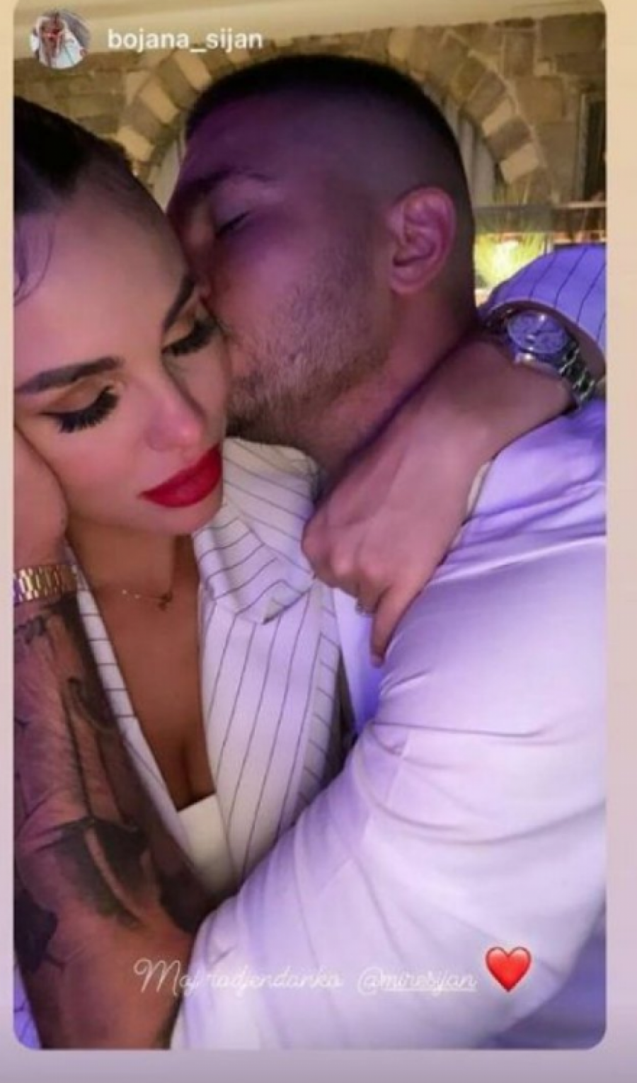 SLAVLJE U PORODICI ŠIJAN Čestitke pristižu sa svih strana, oglasila se i Bojana (FOTO)