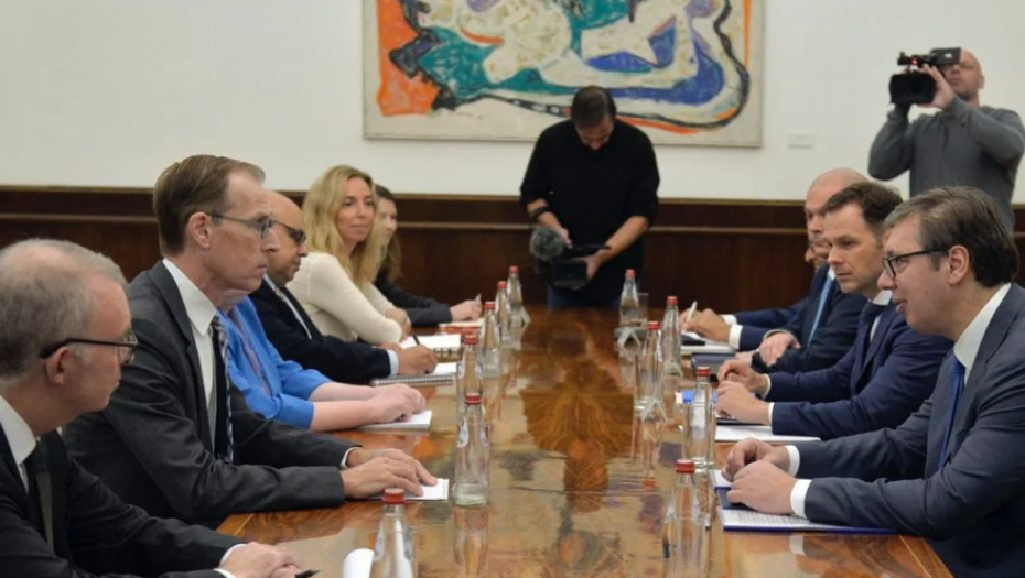 VUČIĆ SE SASTAO SA DELEGACIJOM MMF: Srbija ostaje posvećena radu i reformama za dalji stabilan finansijski rast (FOTO)