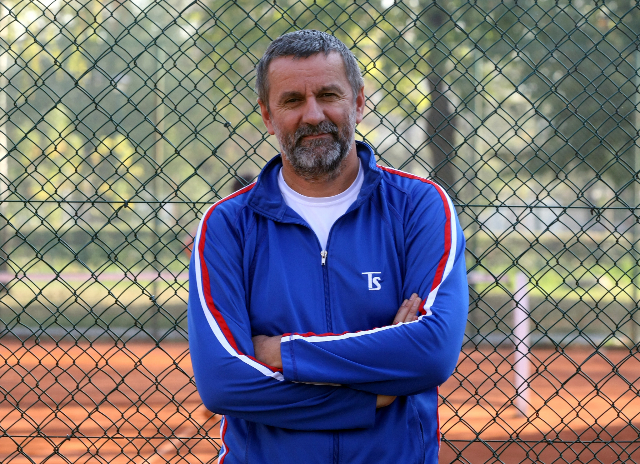 EM TUČE, EM LAŽE! Sramnu odbranu nasilnog oca srušio teniski trener Bogdan Obradović