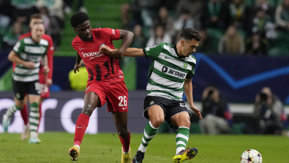 FRANKFURT PREOKRETOM DO NOKAUT FAZE Nemci šokirali Portugalce, Totenhem kao prvi u grupi ide dalje, Ajaks i Barsa u Ligi Evrope