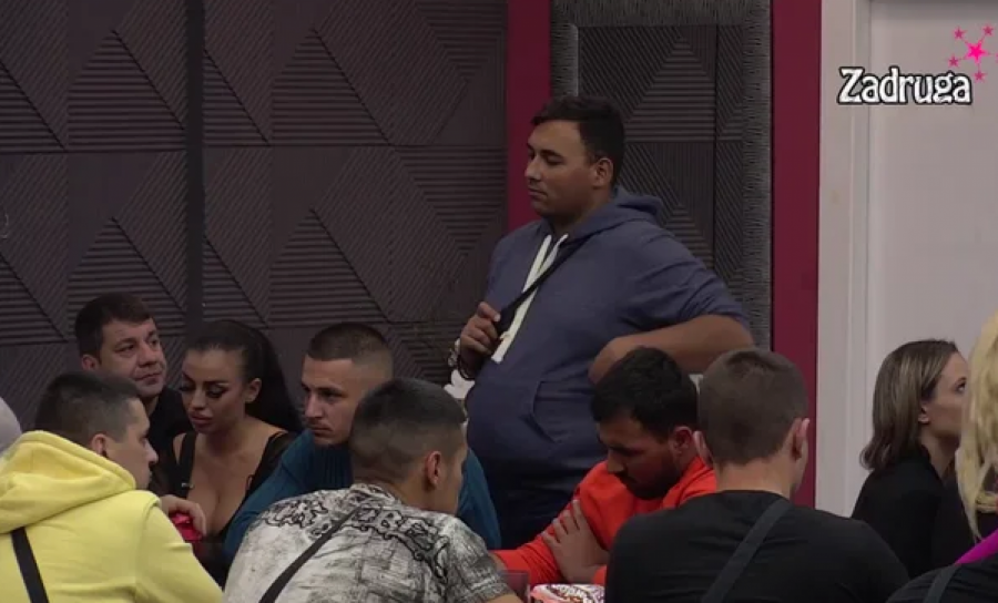 SKANDALOZNO Zadrugari osudili Necu što tuče blizanca, njegovo opravdanje sve šokiralo: I majka nam to radi kod kuće