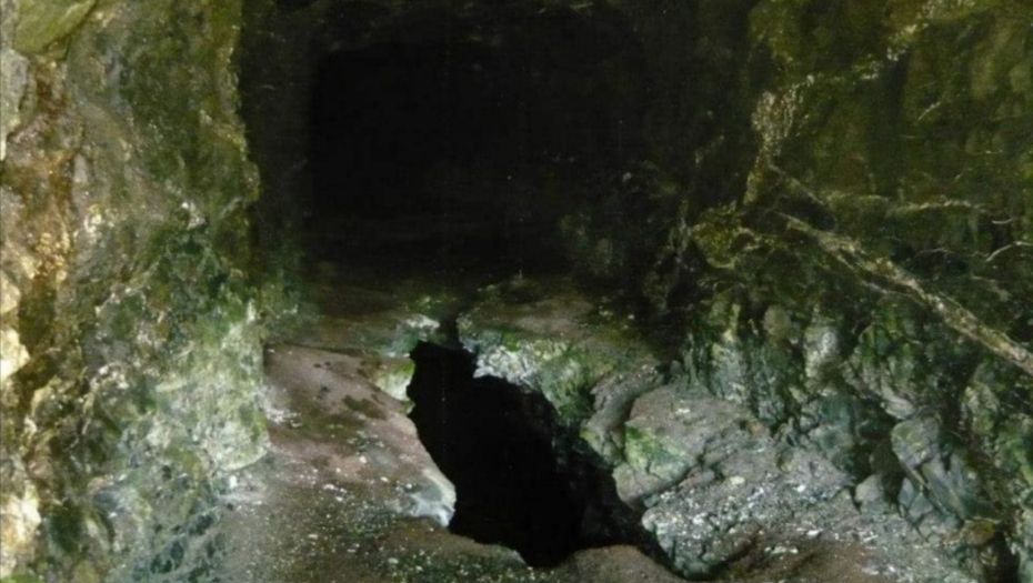 MISTERIJA OPASNOG TUNELA U SRPSKOM SELU Veruje se da su ga iskopali Francuzi, a unutra - čudo prirode