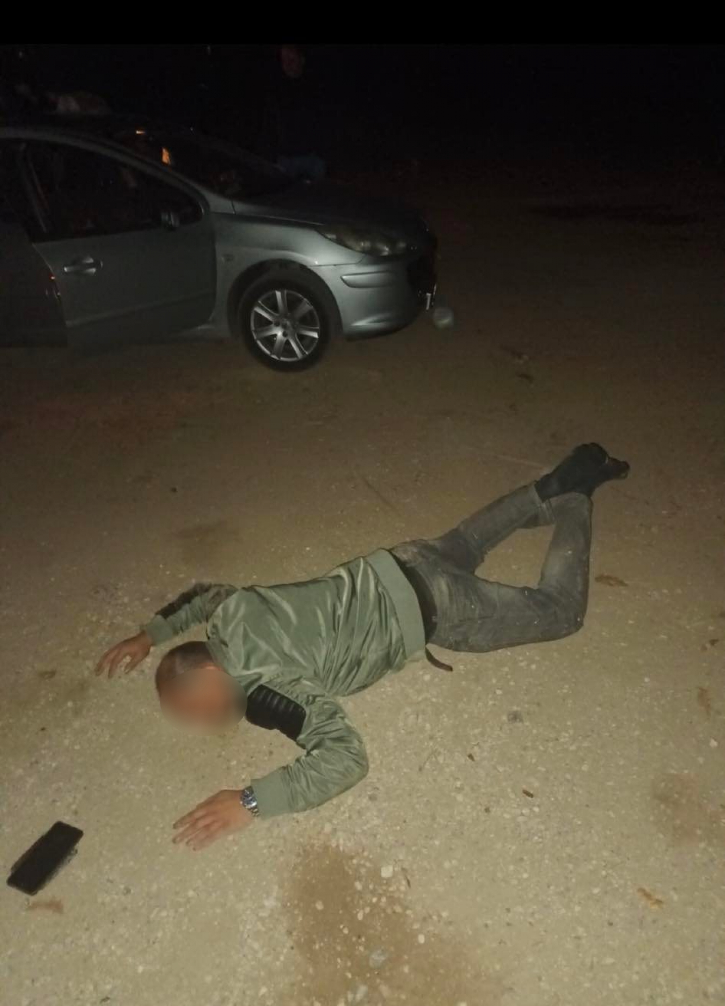 POLICIJA GA ZAUSTAVILA, ON PROBAO DA POBEGNE U taksi vozilu pronađena 2 kilograma heroina, filmska akcija u Boru