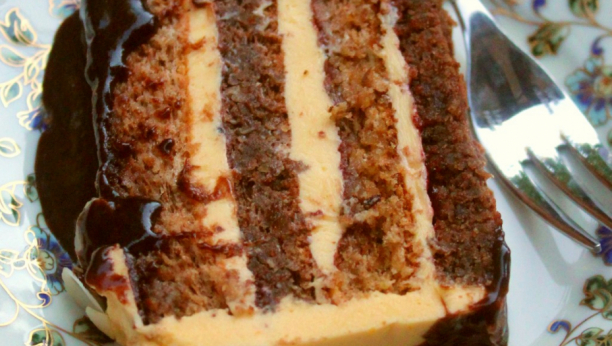 BOŽANSTVENA SENZACIJA O KOJOJ SE PRIČA Šubertova torta, desert sa 5 zvezdica