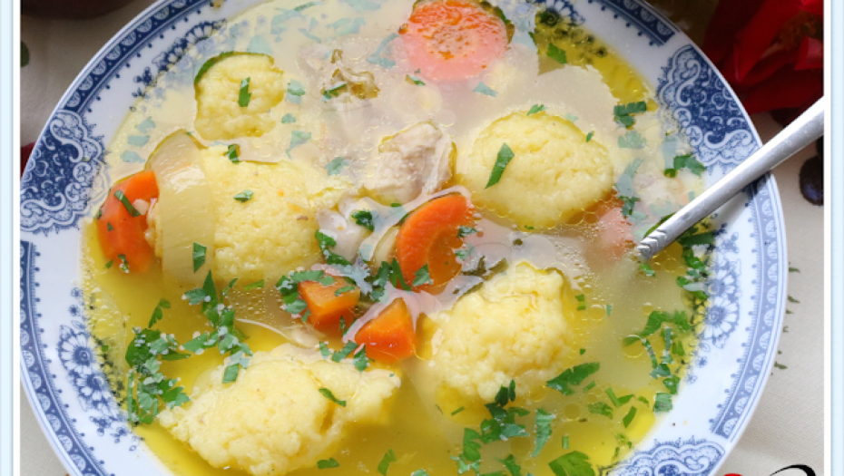 ONA JE NA STOLU SVAKE PRAVE DOMAĆICE Baka Jela otkriva kako napraviti pileću supu sa knedlama