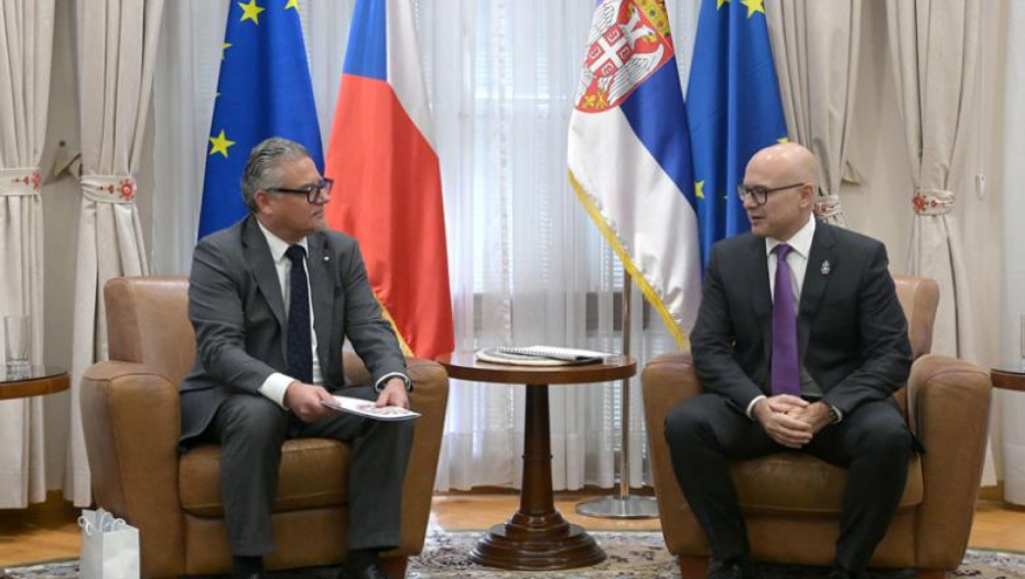 MINISTAR VUČEVIĆ SA AMBASADOROM ČEŠKE: Bilateralni odnosi dve zemlje dobri i imaju tendenciju stalnog uspona