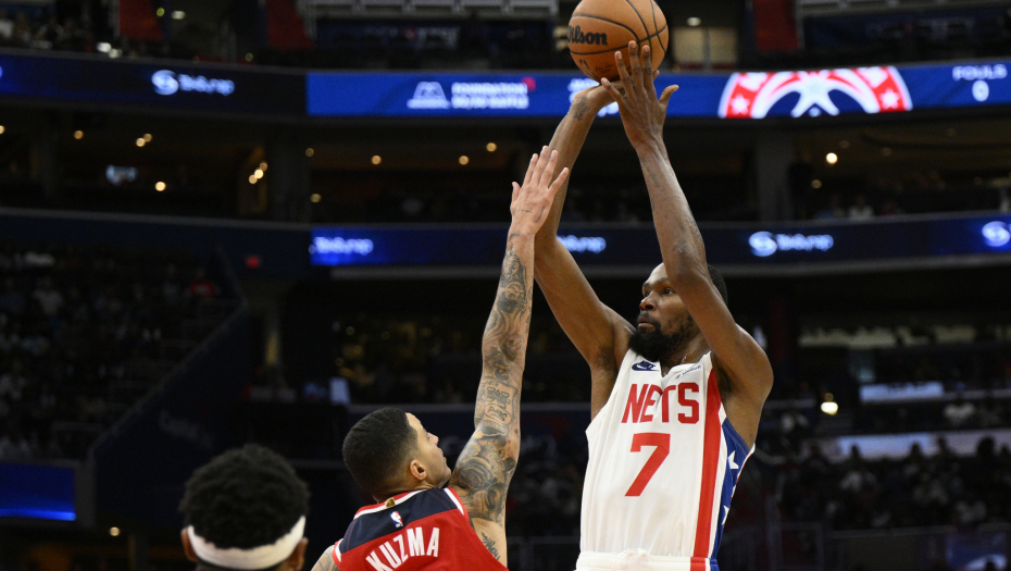 NETSI RUTINSKI SA VIZARDSIMA Boston pobednik u okršaju Tejtuma i Derozena