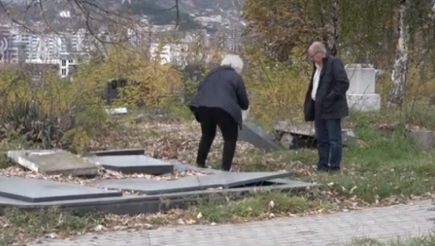 ALBANCIMA NIŠTA NIJE SVETO! Uništeni spomenici na srpskom groblju u Južnoj Mitrovici (FOTO/VIDEO)