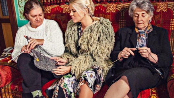 RUČNO RAĐENA REMEK DELA Napravljeno u Srbiji, s ljubavlju -Tradicionalno pletivo Marijane Andrić osvojilo svet