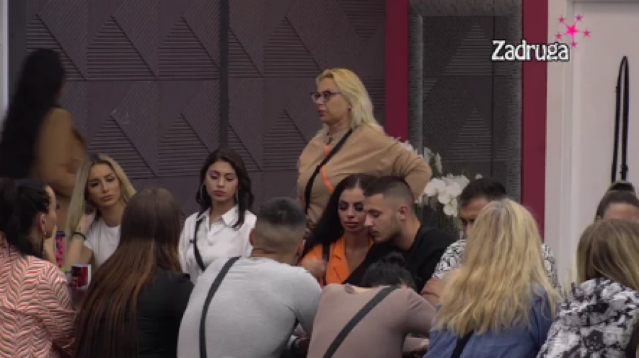 ISPOVEST MARIJE KULIĆ Sasula Marinkoviću sve u lice, optužila ga da je slao Centar za socijalni rad, pa rekla da su plakale kada je Željko tražio oca