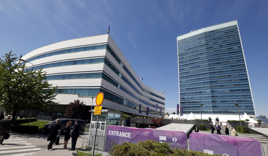 MINISTRI EU SUTRA POTVĐUJU STATUS KANDIDATA ZA BiH Protiv ove odluke su Francuska, Holandija i donekle Nemačka - ovo je spisak uslova koje Srarajevo mora da ispuni