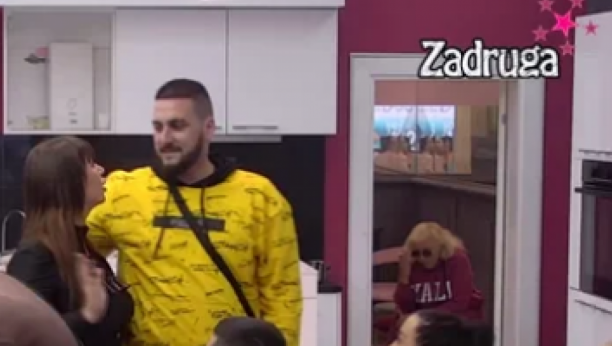 BEZ DLAKE NA JEZIKU Oglasila se Zolina bivša, pa oplela po ljubavnom trouglu