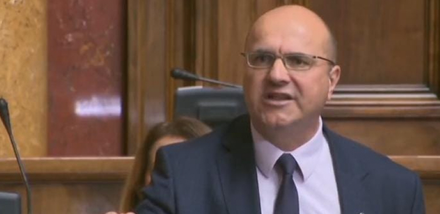 BORA SOLUNAC VRAĆEN NA FABRIČKA PODEŠAVANJA Jovanov postavio na mesto Jeremićevog jurišnika (VIDEO)