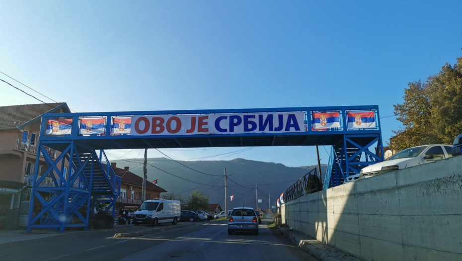 SVUDA SE VIJORE SRPSKE TROBOJKE Evo kakva je situacija na severu Kosmeta, reporter Alo! na licu mesta (VIDEO)