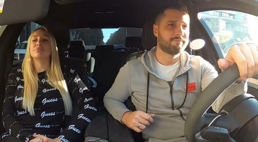 REKORDERI NA JUTJUBU Marko i Luna otkrili kolika im je zarada od društvenih mreža, ovo su svi detalji