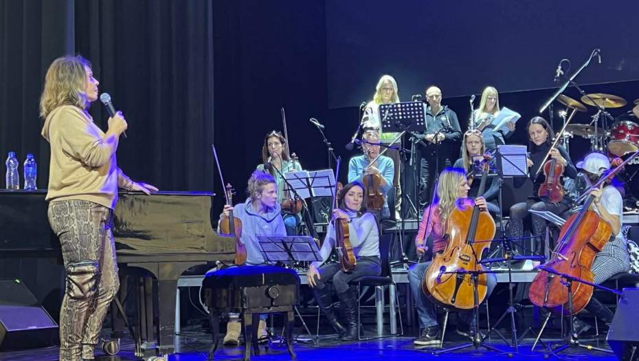 MOJA PUBLIKA TO ZASLUŽUJE! Neda Ukraden spremna za veliki koncert (FOTO/VIDEO)