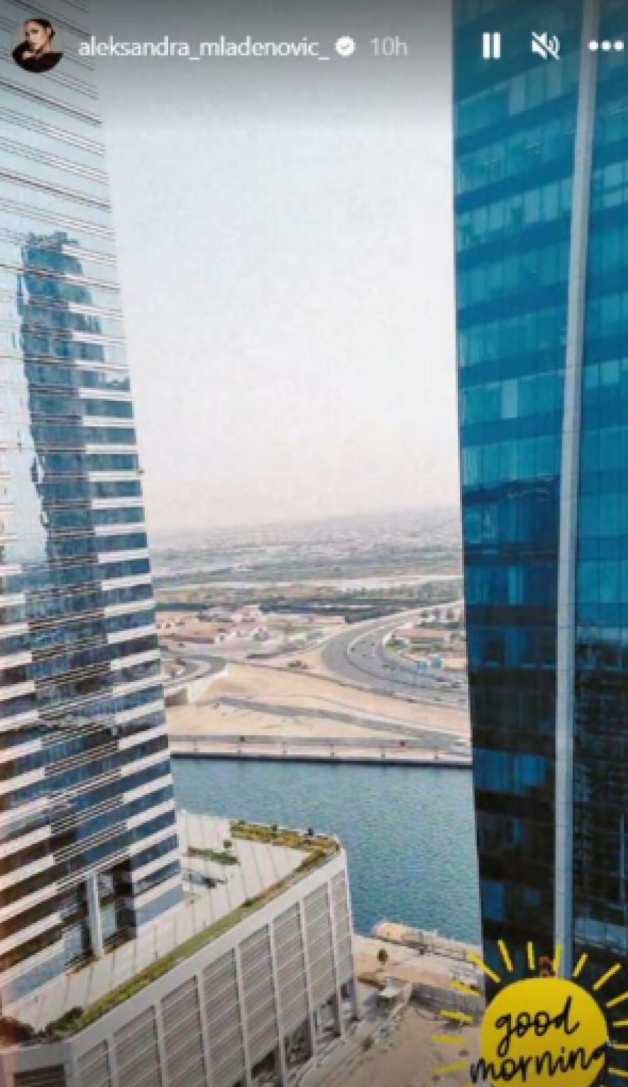 USIJALA DRUŠTVENE MREŽE Aleksandra Mladenović pozirala u bikiniju, nikad bolje nije izgledala (FOTO)