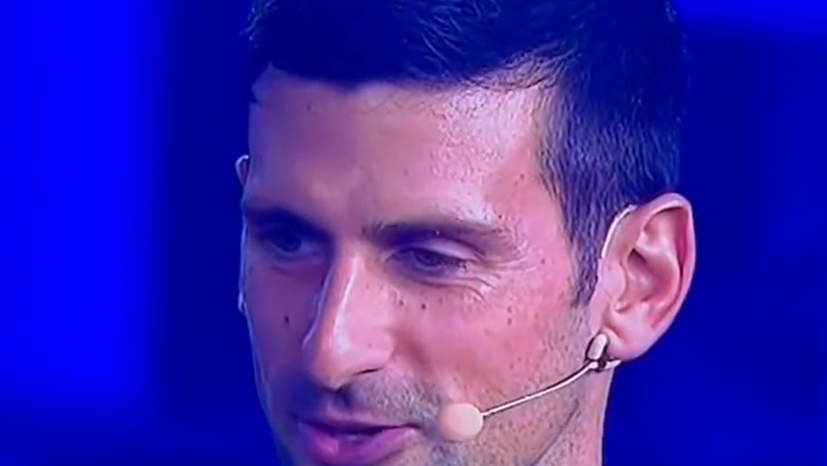 NOLE NAPRAVIO ŠOU Atraktivna voditeljka Đokoviću postavila škakljivo pitanje, on odgovorom nasmejao sve (VIDEO)