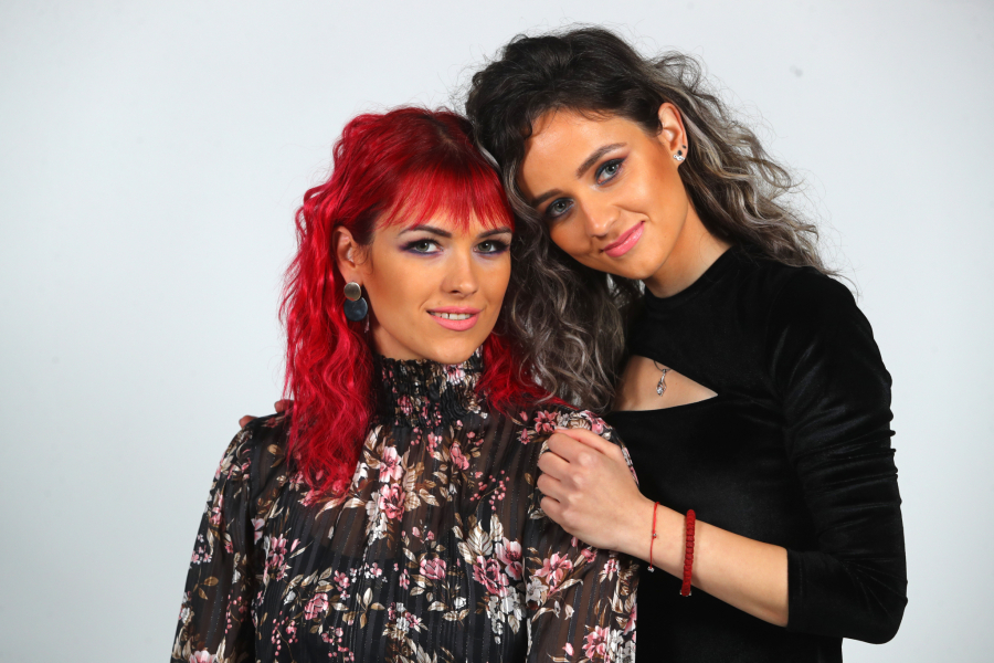 SMILJIĆEVA DEVOJKA EKSKLUZIVNO: Moj Marko nije gej! (VIDEO)