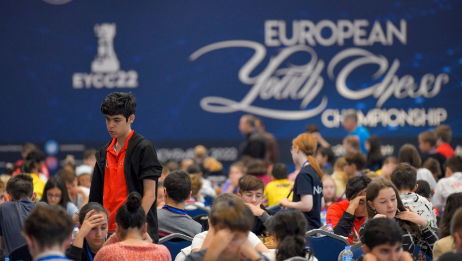 DOBRE BORBE NAŠIH KADETA U ANTALIJI Pasula u borbi za medalju kolo pre kraja