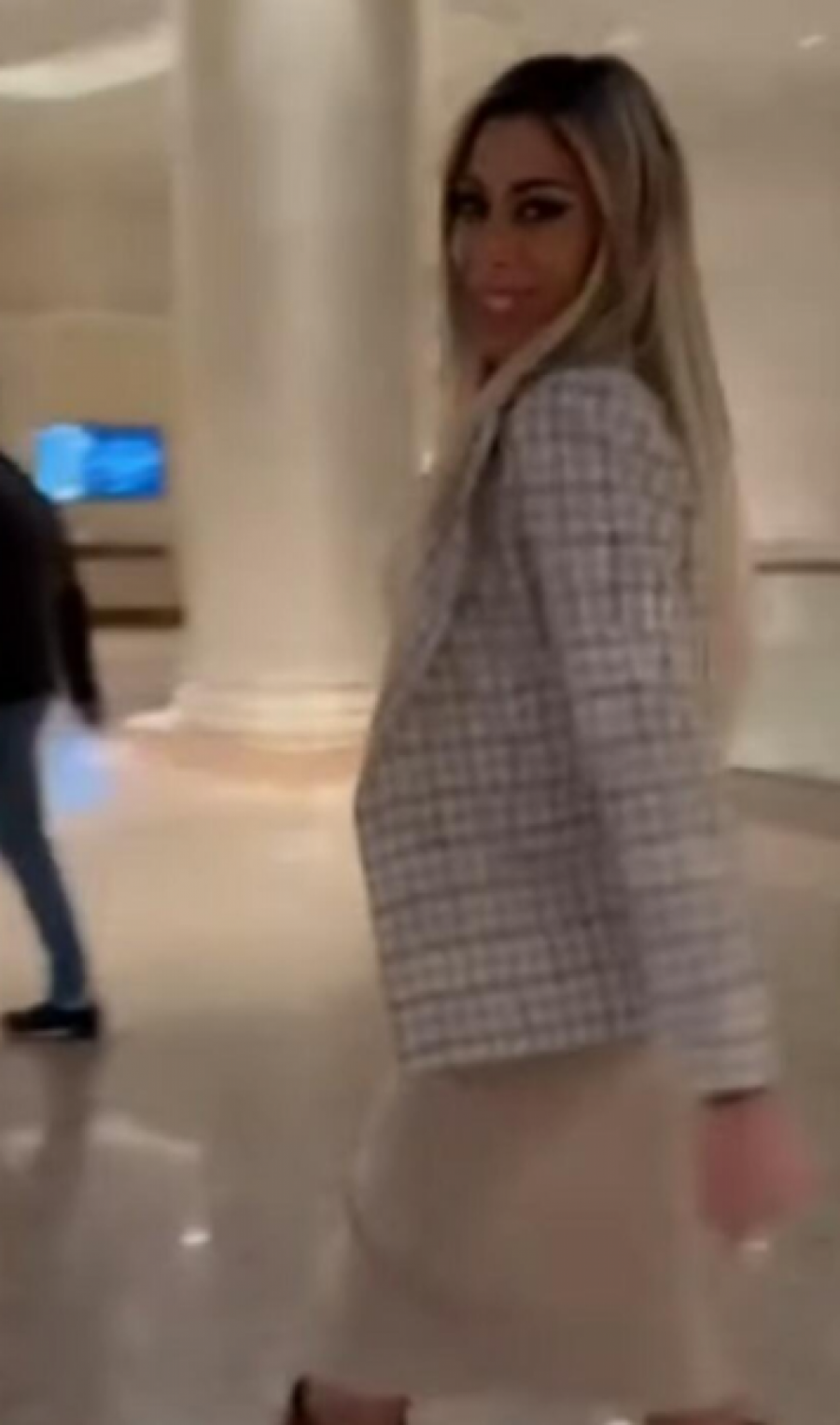 SVIM SILAMA SE TRUDILA DA BUDE POZNATA Mimi Oro otkrila svoju profesiju, evo čime se sada bavi (FOTO)