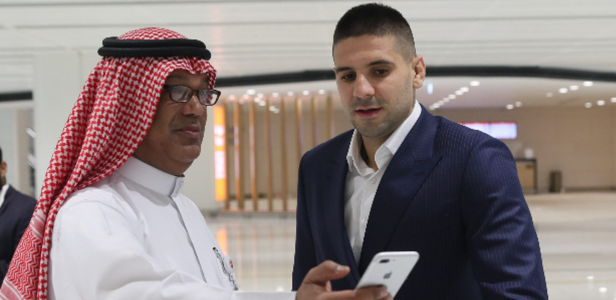 MITROVIĆU, DAJ GOL BRAZILU "Orlove" sačekalo iznenađenje na aerodromu, šeici imaju samo jednu poruku za Mitrogola (FOTO/VIDEO)