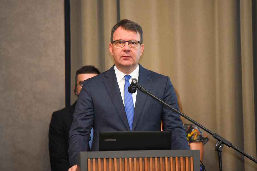 MIROVIĆ: Naredne godine ulaganje od 3 miliona evra u Кliniku za kardiohirurgiju u Sremskoj Кamenici (FOTO)