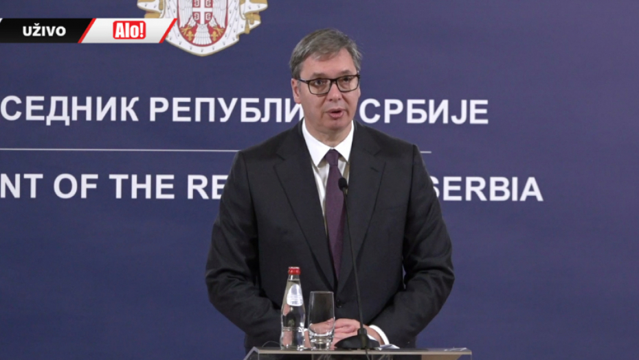 VUČIĆ ODLUČAN Uvek solidarnost sa izbeglicama, ali ne želimo da budemo parking za migrante (FOTO/VIDEO)