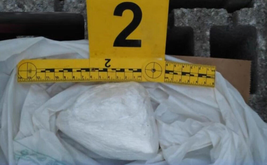 ŠOK KOD LAZAREVCA Diler s nanogicom uhapšen zbog kokaina, neverovatno gde ga je krio! (FOTO)