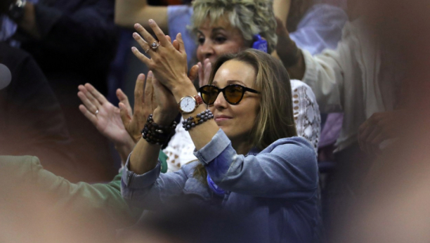 VERUJE SE DA IMA MAGIJSKU MOĆ Ova amajlija štiti Jelenu Đoković, a evo koju zaštitu ima Novak i deca