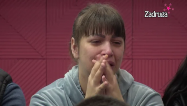 SVIMA PRIČA ISTO Ovom rečenicom Miljana Kulić pokušava da osvoji trojicu zadrugara: Tebe volim najviše!