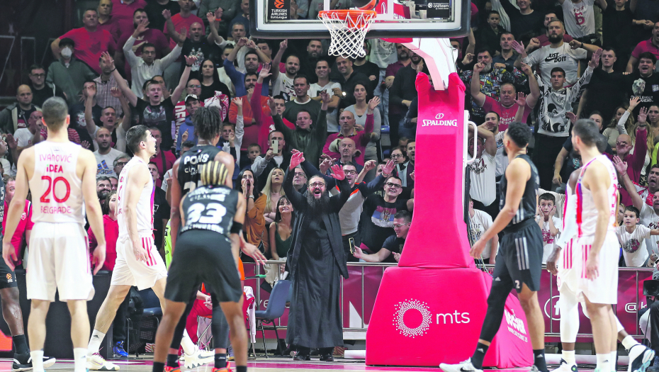 MONAH SA OSTROGA TALIJA ZVEZDE Crveno-beli srušili Asvel uz nesvakidašnje pojačanje ispod koša (FOTO)