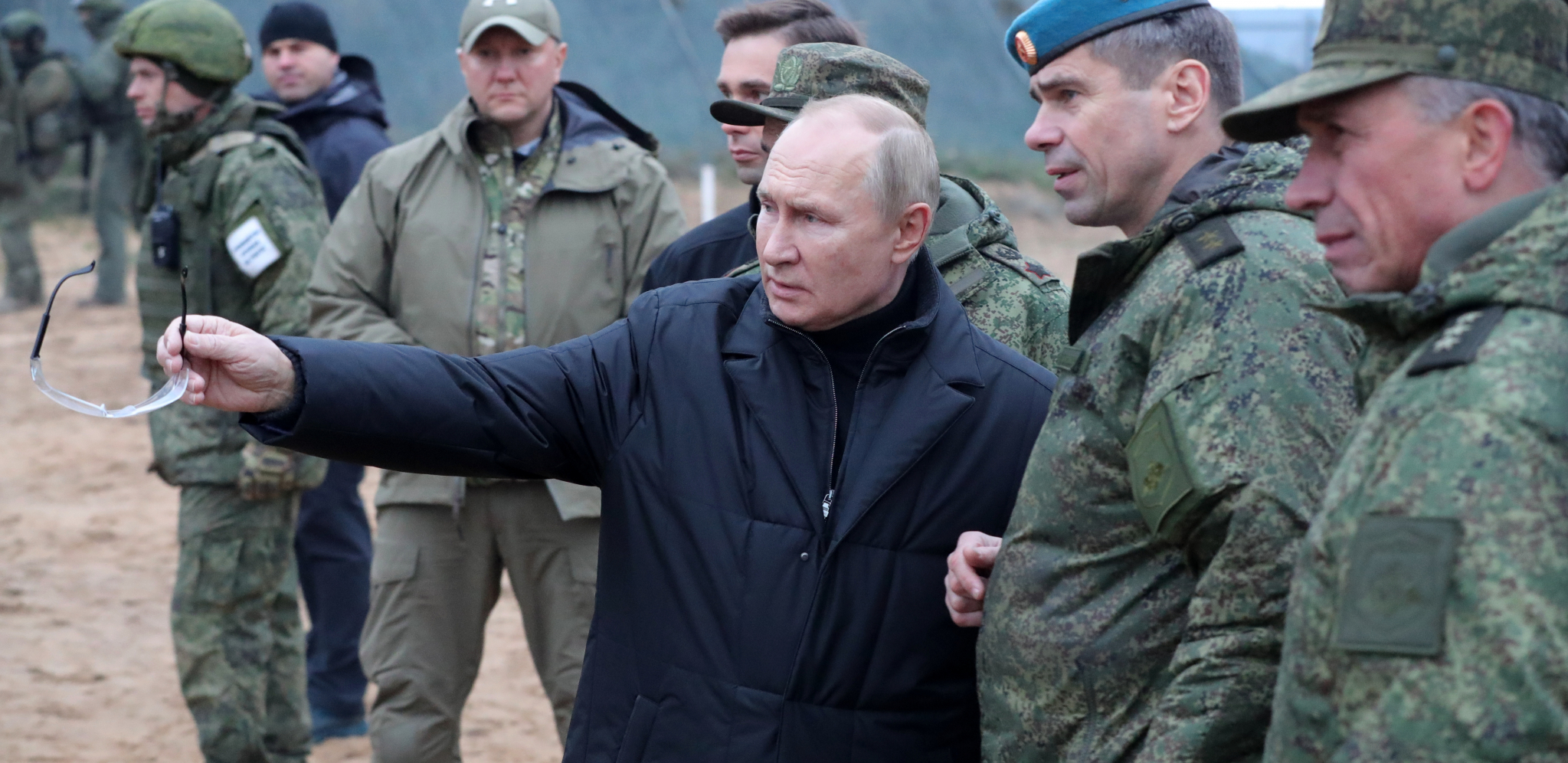 PREDSEDNIK RUSIJE SA VOJSKOM Putin boravio u zoni specijalne vojne operacije