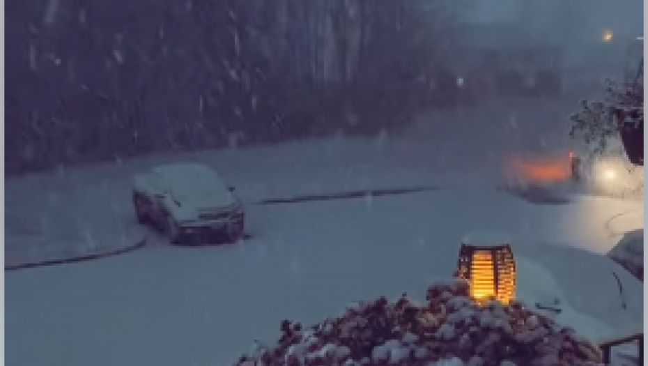 HRVATSKA ZAVEJANA, EVO KADA SNEG STIŽE U SRBIJU  Snažna oluja potpuno paralisala saobraćaj u komšiluku  (VIDEO)