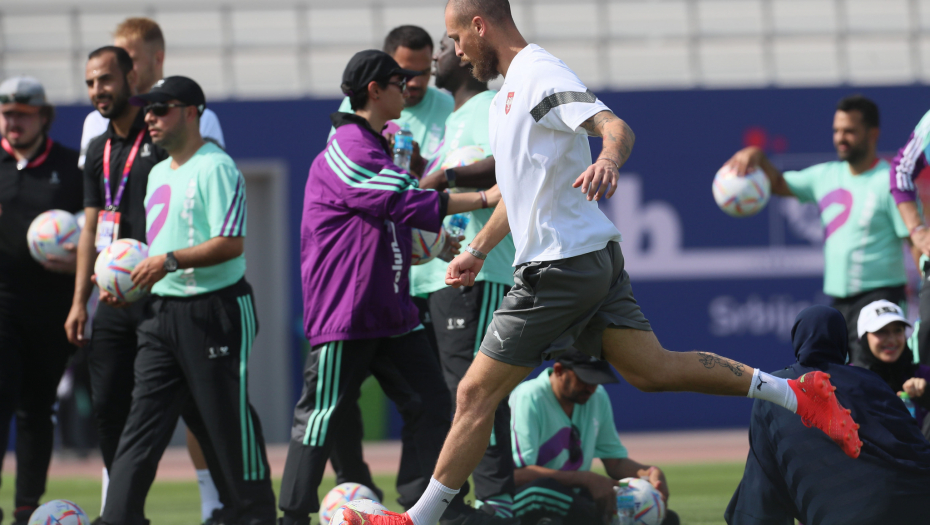 MIRNO SPAVAJ SRBIJO! Čuvari mreže "Orlova" nikad spremniji dočekuju Mundijal (FOTO)