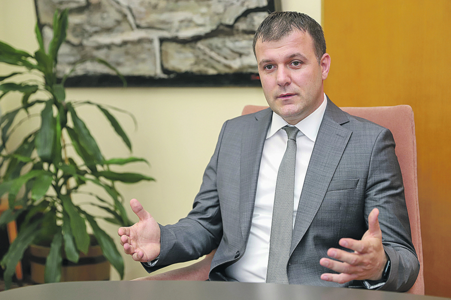 INTERVJU NEDELJE Husein Memić, ministar turizma i omladine, saopštio sjajne vesti - Kineski turisti se vraćaju u Srbiju