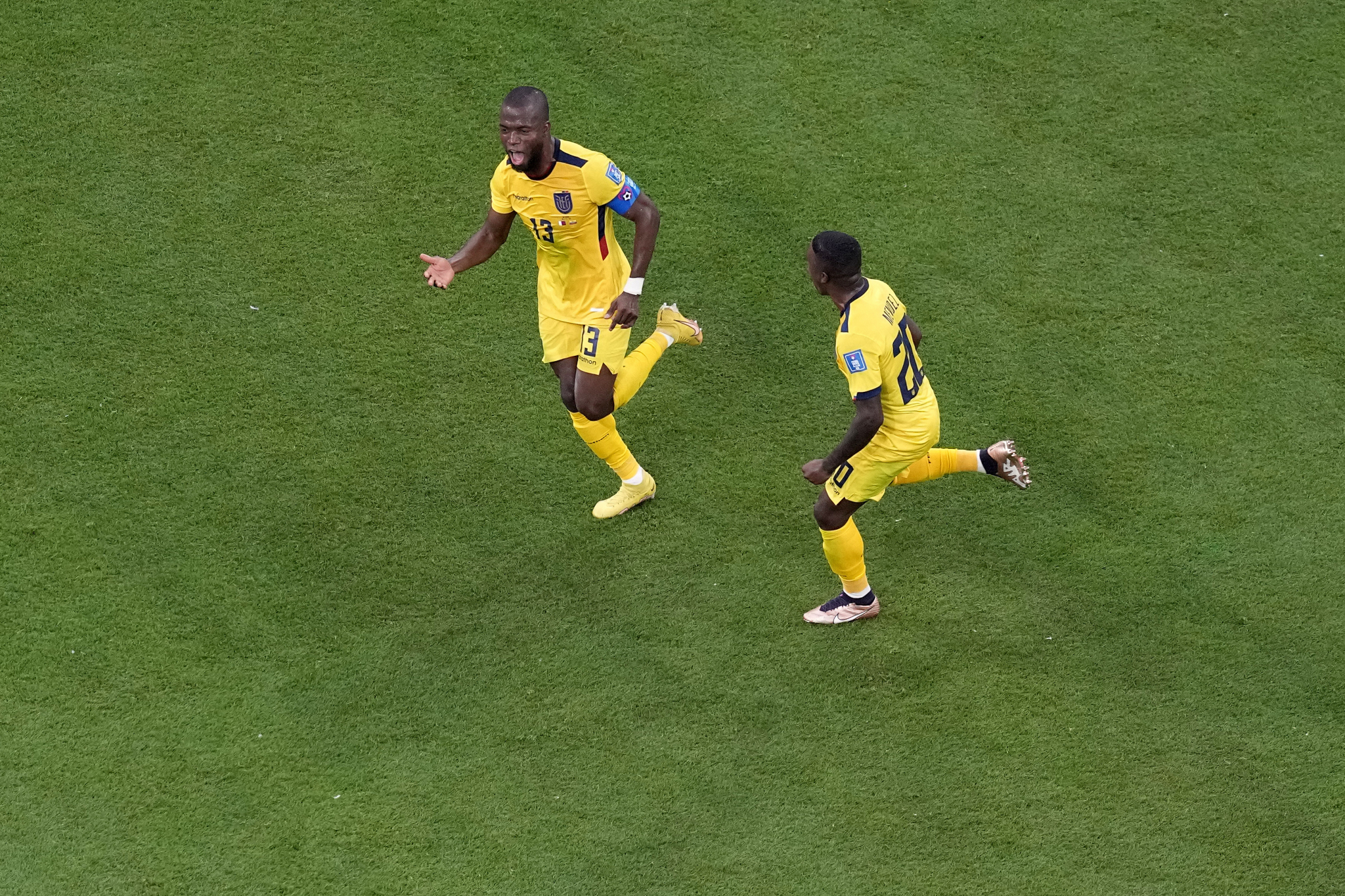 MUNDIJAL POČEO PO NOTAMA ENERA VALENSIJE Ekvador lako protiv domaćina na startu Svetskog prvenstva (VIDEO)