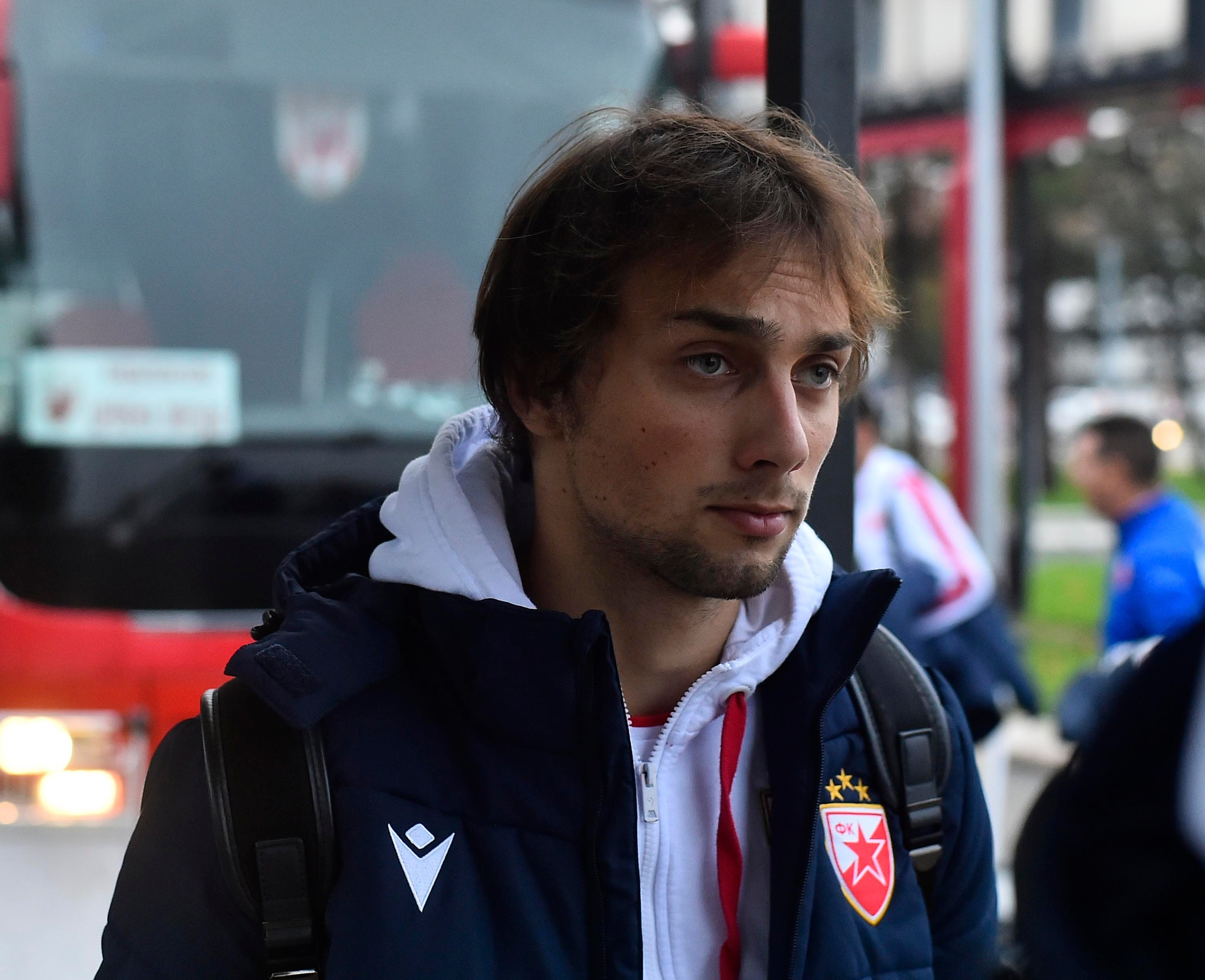 ZVEZDA OTPUTOVALA U RUSIJU Crveno-beli igraju protiv Zenita, jedno novo lice u avionu (FOTO)