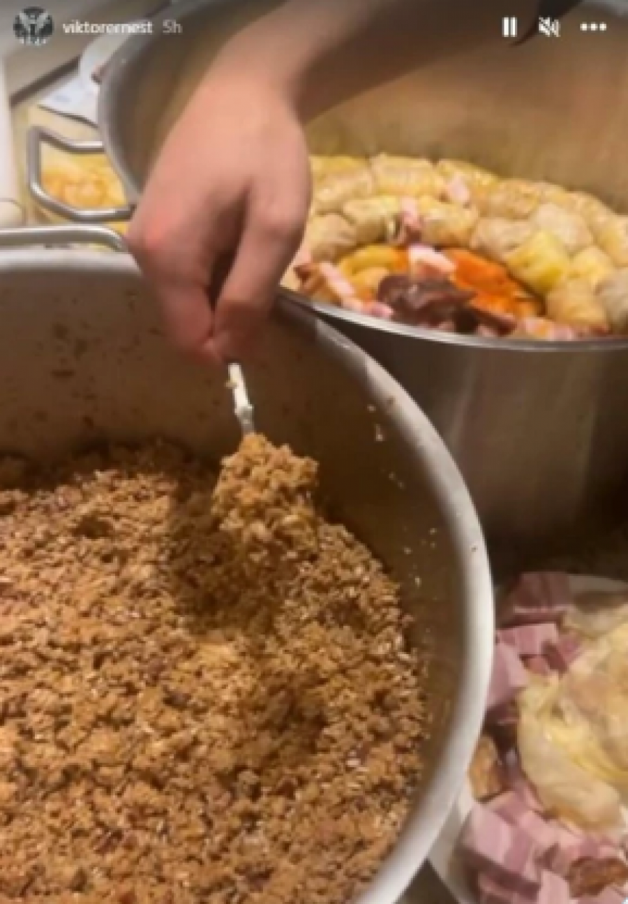 NIŠTA NE PREPUŠTAJU SLUČAJU Slavlje u domu Lepe Brene i Bobe, a ovo su svi detalji