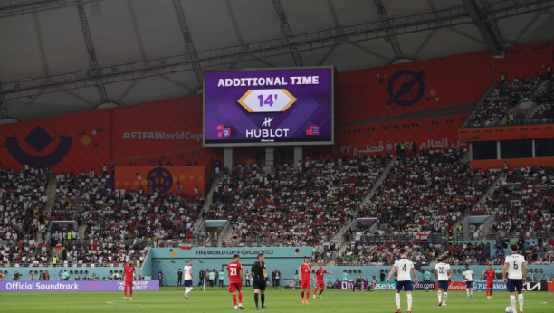 ZAŠTO SE UTAKMICE NA MUNDIJALU PRODUŽUJU ZA 14 MINUTA? Ovo se nikada pre nije dešavalo na Svetskom prvenstvu, a za sve postoji objašnjene