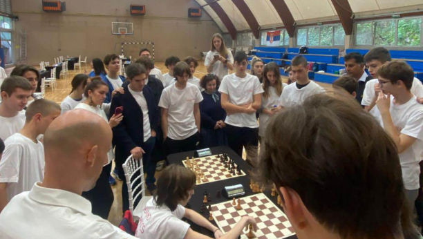 SJAJNO Francuska škola, Institut i Šahovski savez Srbije zajedno realizovali ideju jednog učenika