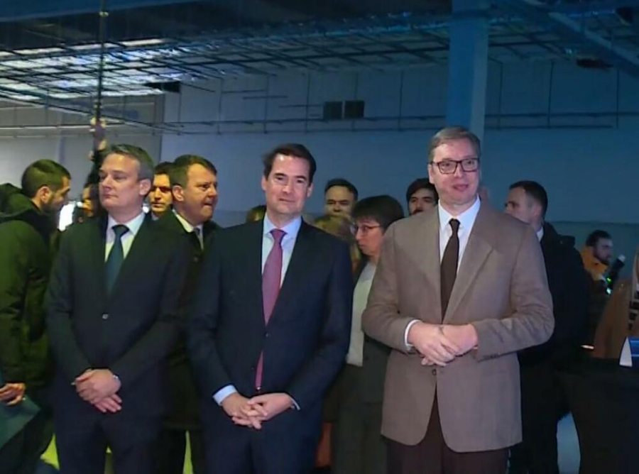 VUČIĆ U PANČEVU Predsednik Srbije obišao radove na izgradnji ZF fabrike: Ovo je velika pobeda za Srbiju (VIDEO)