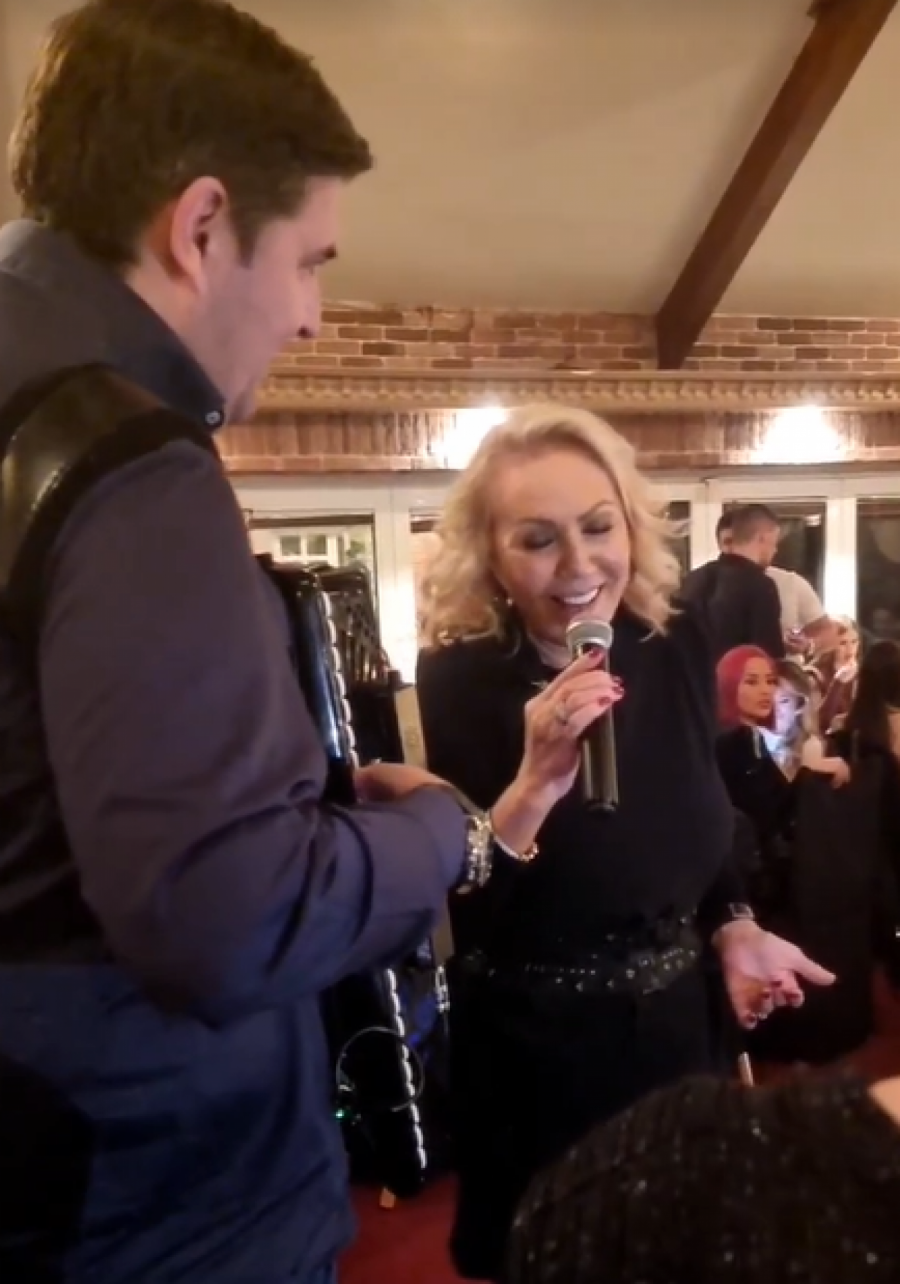 VELIKO SLAVLJE Aco Pejović doveo atmosferu do usijanja kod Brene i Bobe (FOTO/VIDEO)