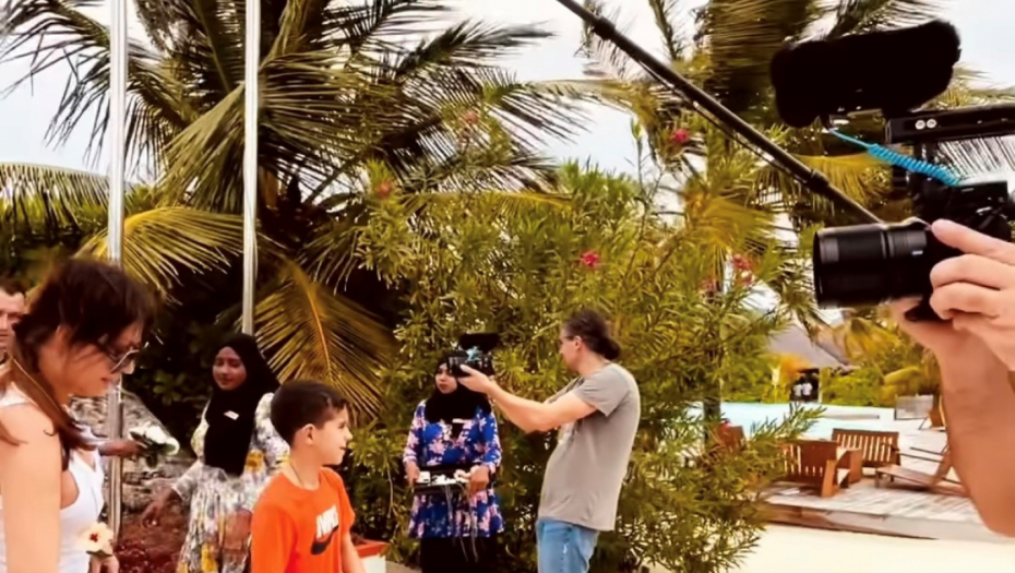 ODMOR  Pogledajte kako Ceca uživa na Maldivima (FOTO)