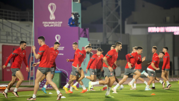 KONAČNO DOBRE VESTI ZA SRBIJU Vlahović i Kostić igraju protiv Kameruna?